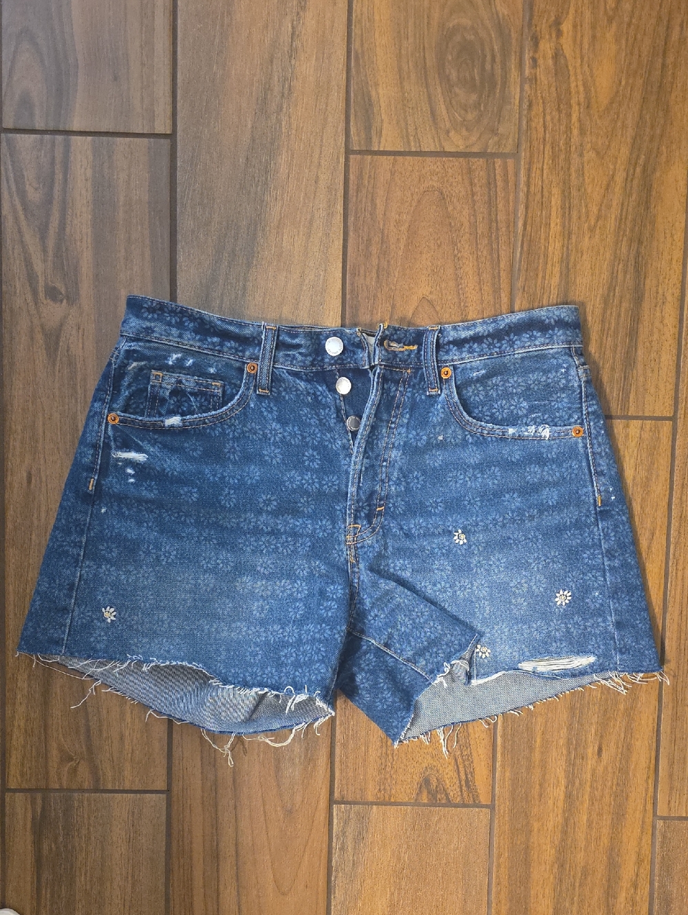 Universal Thread Blue Floral Distressed Denim 90s Baggy Cutoff Shorts